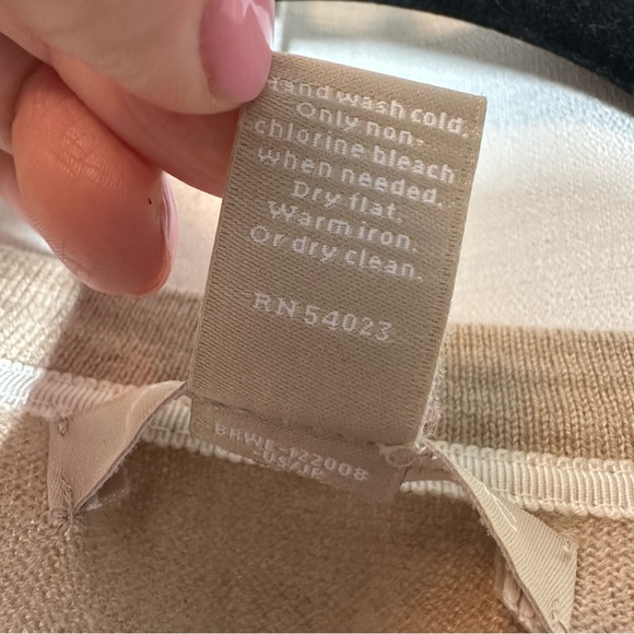 Banana Republic Sweater Womens Wool Crew Neck Gold Stars Nautical Minimalist XL - Picture 6 of 11